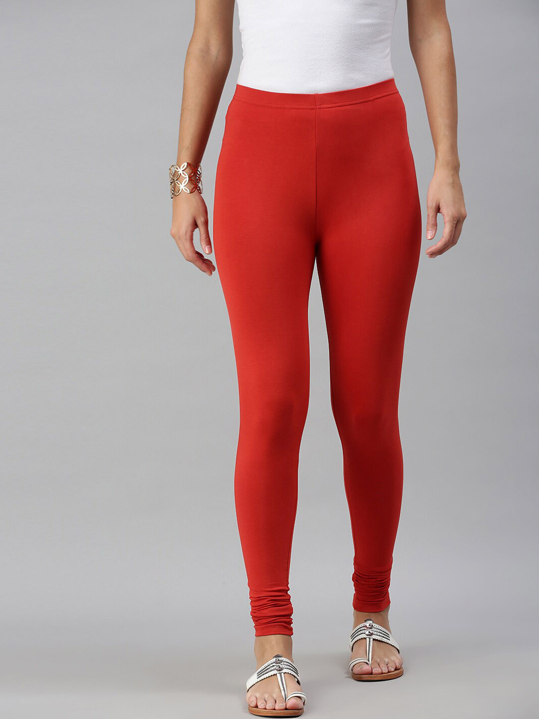 

De Moza Red Solid Chuirdar Length Cotton Leggings
