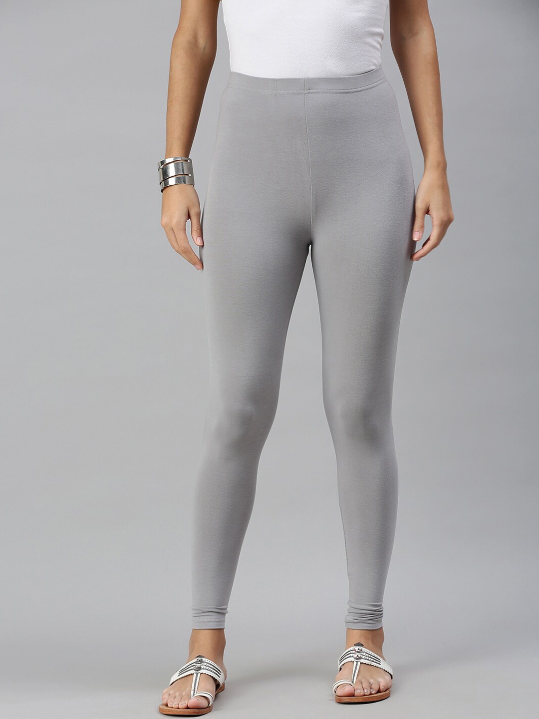 

De Moza Grey Solid Ankle Length Viscose Rayon Leggings