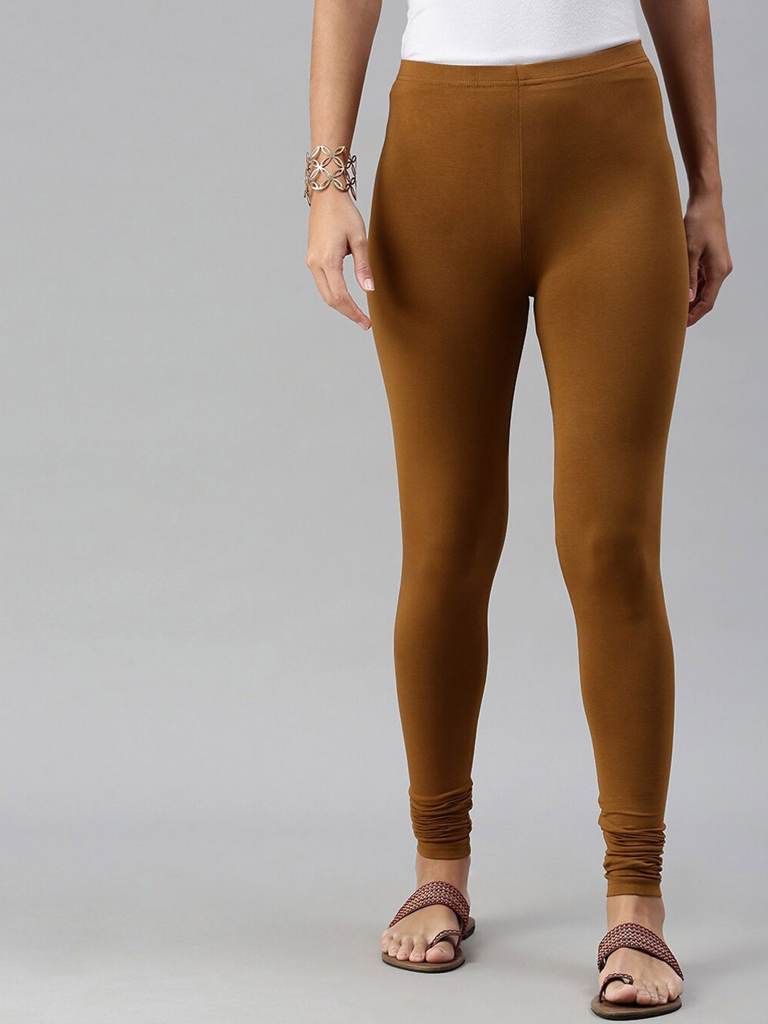 

De Moza Women Brown Solid Churidhar-Length Leggings