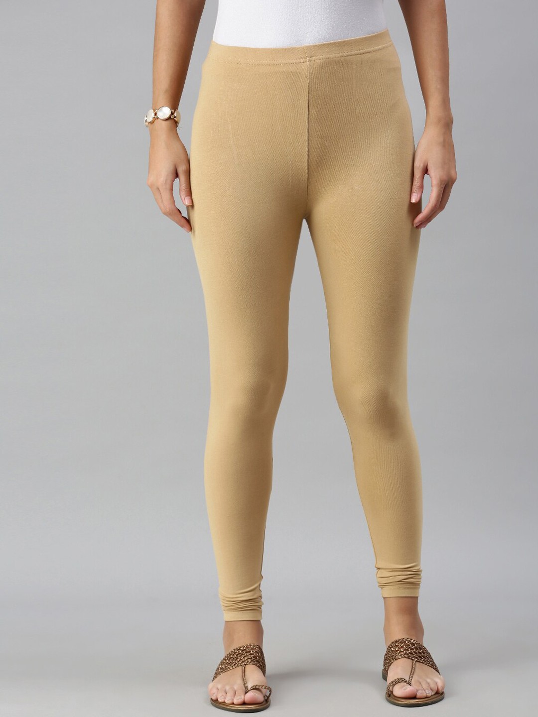 

De Moza Women Beige Solid Mid Rise Ankle Length Leggings