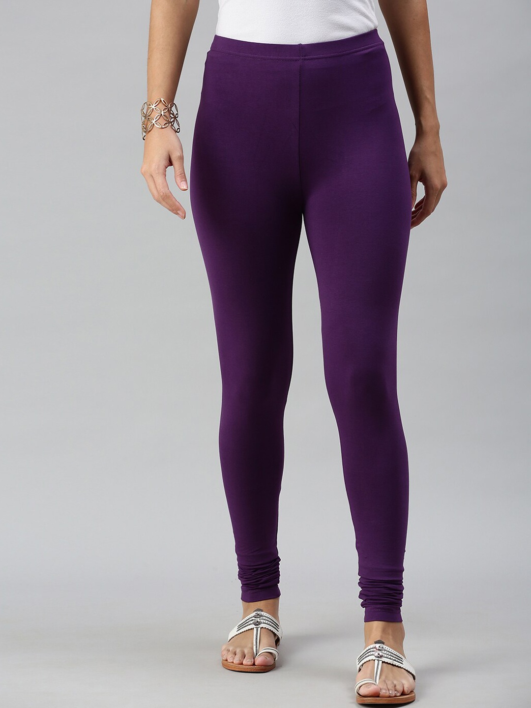 

De Moza Women Purple Solid Churidar Leggings