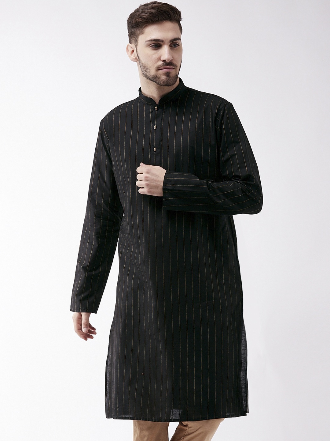 

VASTRAMAY Men Black & Gold-Toned Striped Kurta