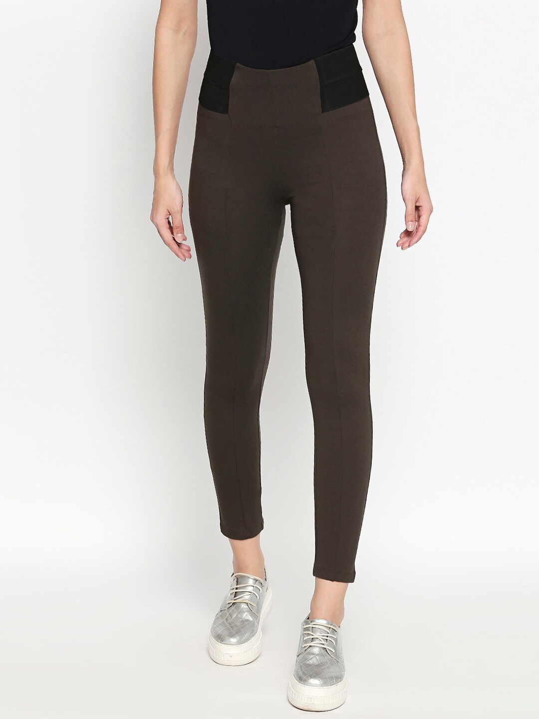 

People Women Brown & Black Solid Slim-Fit Treggings