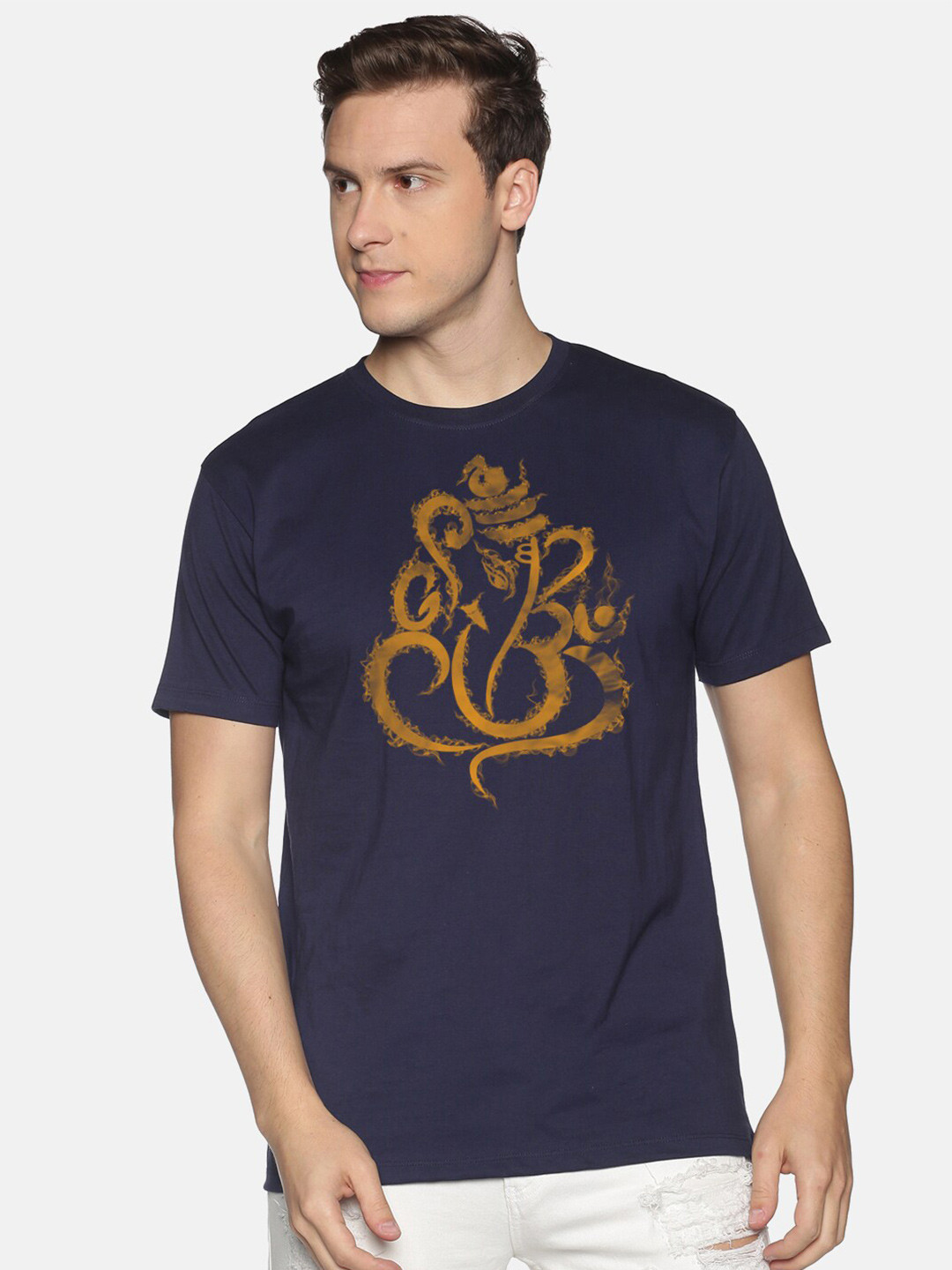

MASH UNLIMITED Men Navy Blue & Mustard Yellow Printed Slim Fit T-shirt