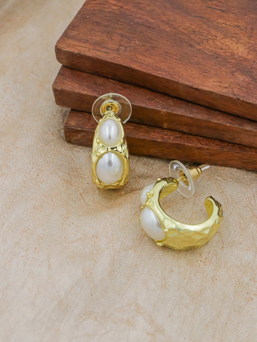 

Bellofox Gold-Toned Contemporary Studs Earrings