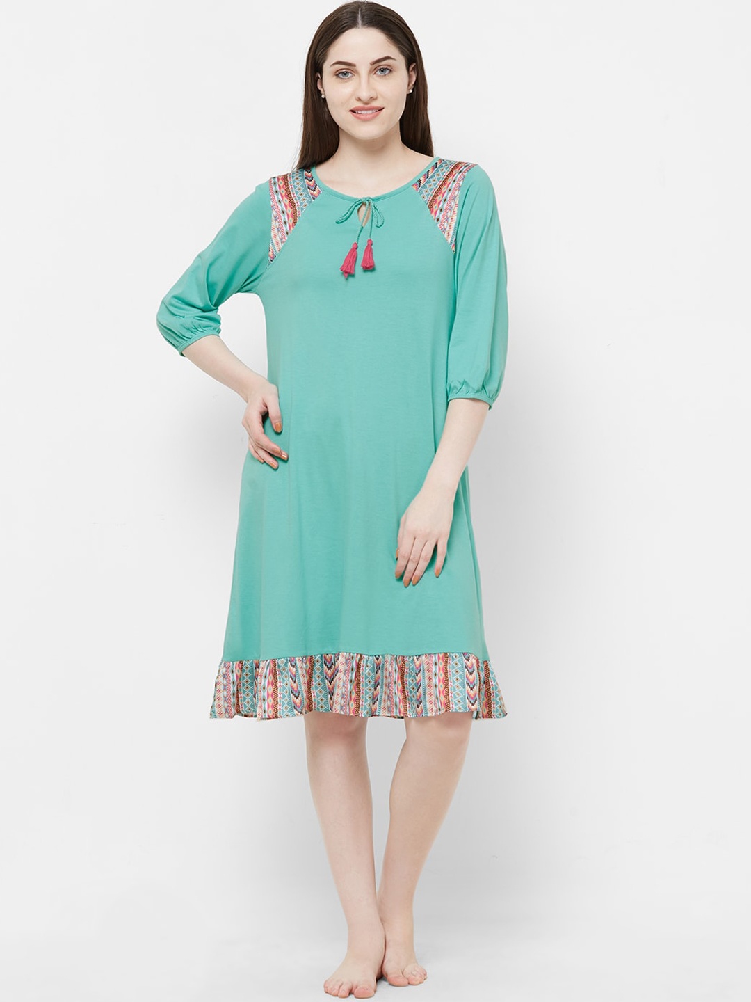 

Soie Sea Green Knee Length Nightdress