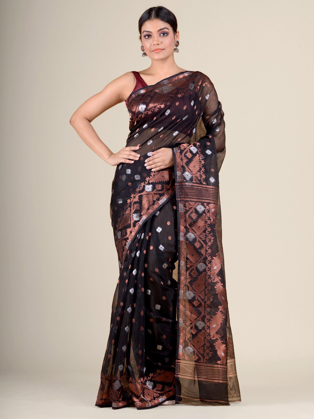 

Charukriti Black Woven Design Jamdani Saree