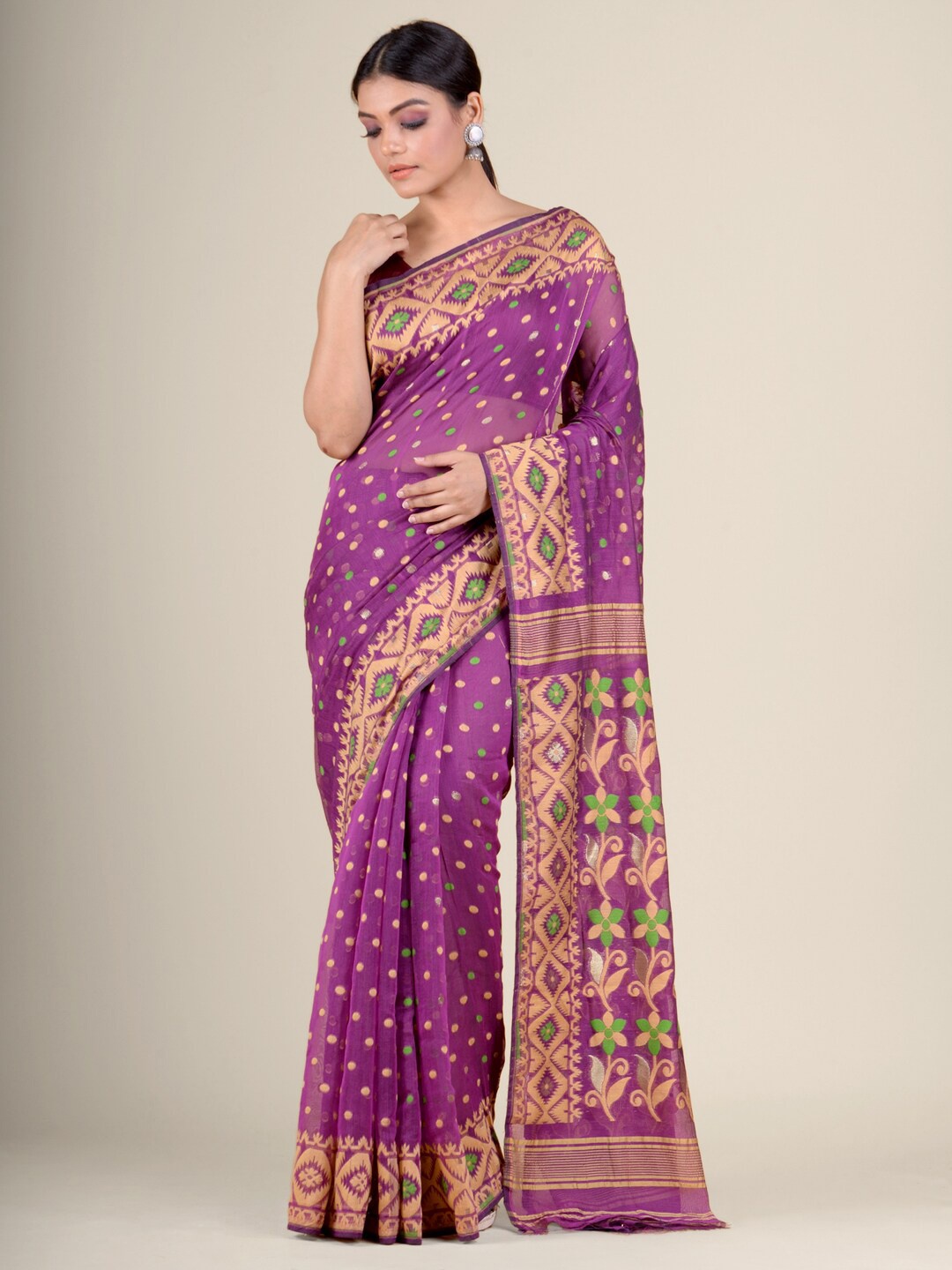 

Charukriti Magenta & Green Jamdani Saree