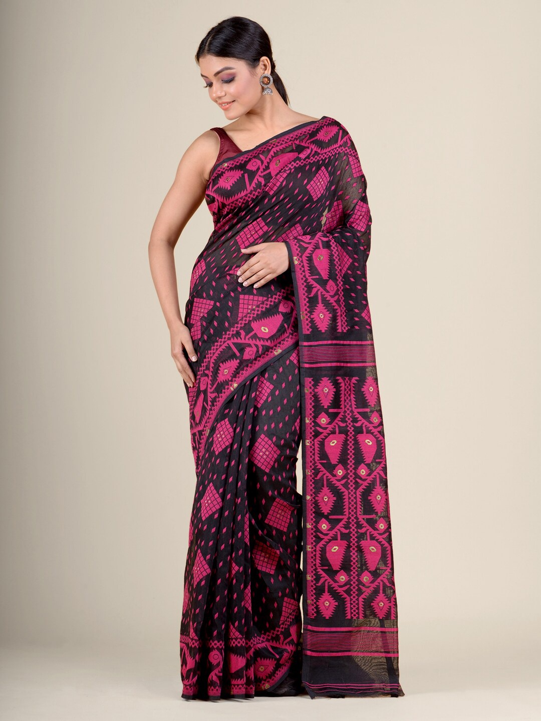 

Charukriti Black & Pink Woven Design Jamdani Saree