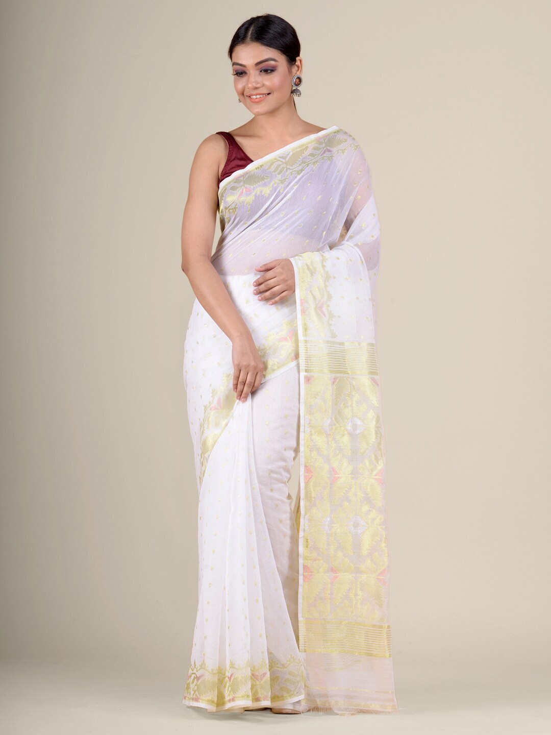 

Charukriti White & Gold-Toned Woven Design Jamdani Saree