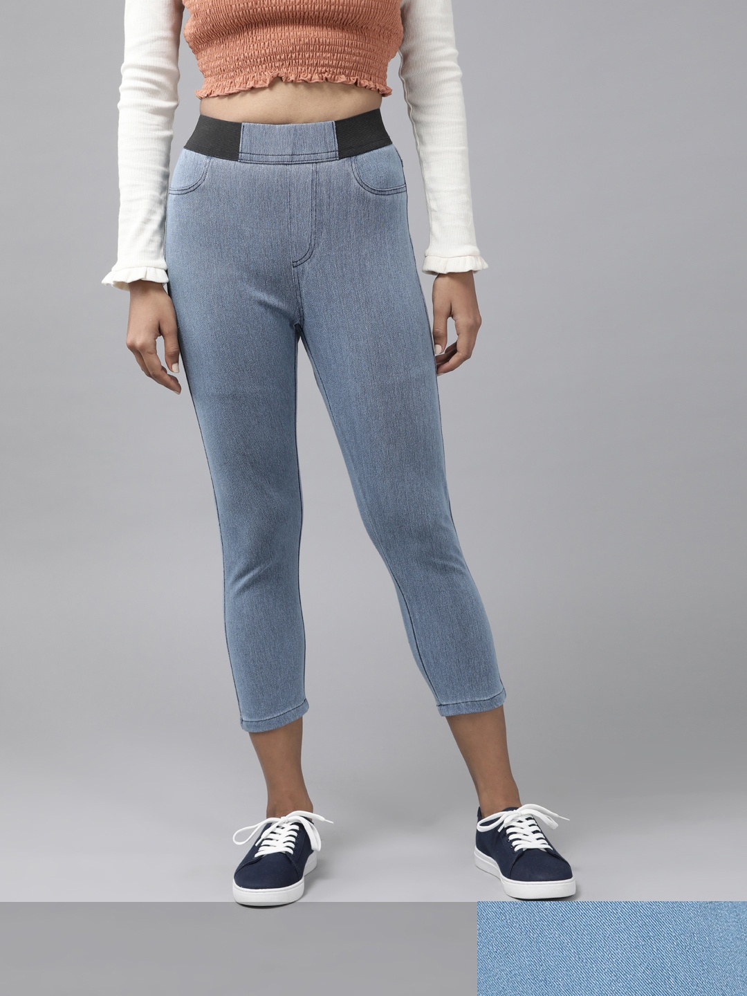 

Roadster Women Pack of 2 Solid Cropped Denim Jeggings, Blue