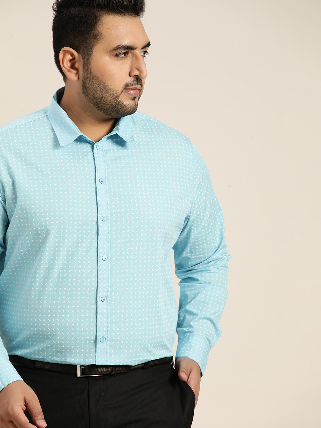 

Sztori Men Plus Size Blue Opaque Geometric Print Formal Shirt