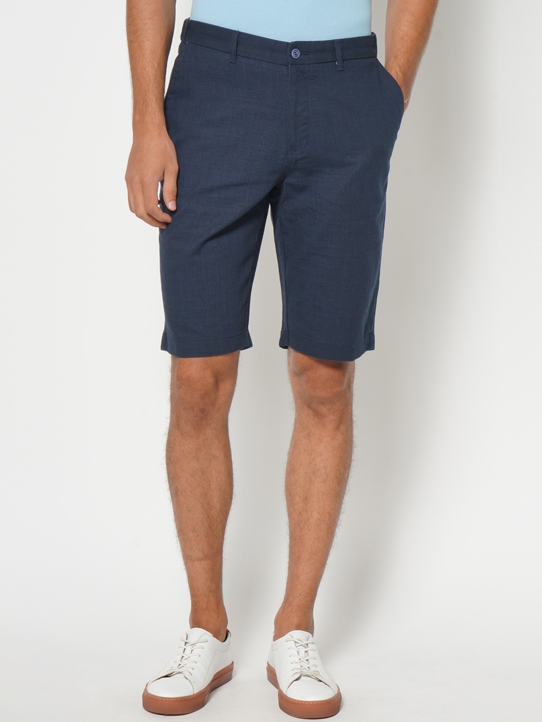 

Blackberrys Men Navy Blue Bs-12 Slim Fit Low-Rise Regular Shorts