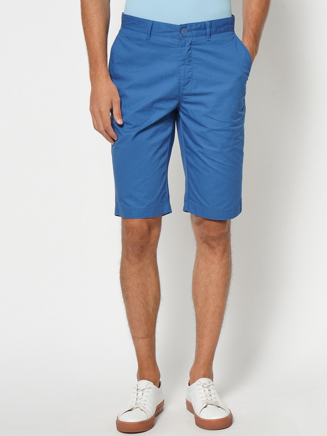 

Blackberrys Men Blue Bs-12 Slim Fit Low-Rise Regular Shorts