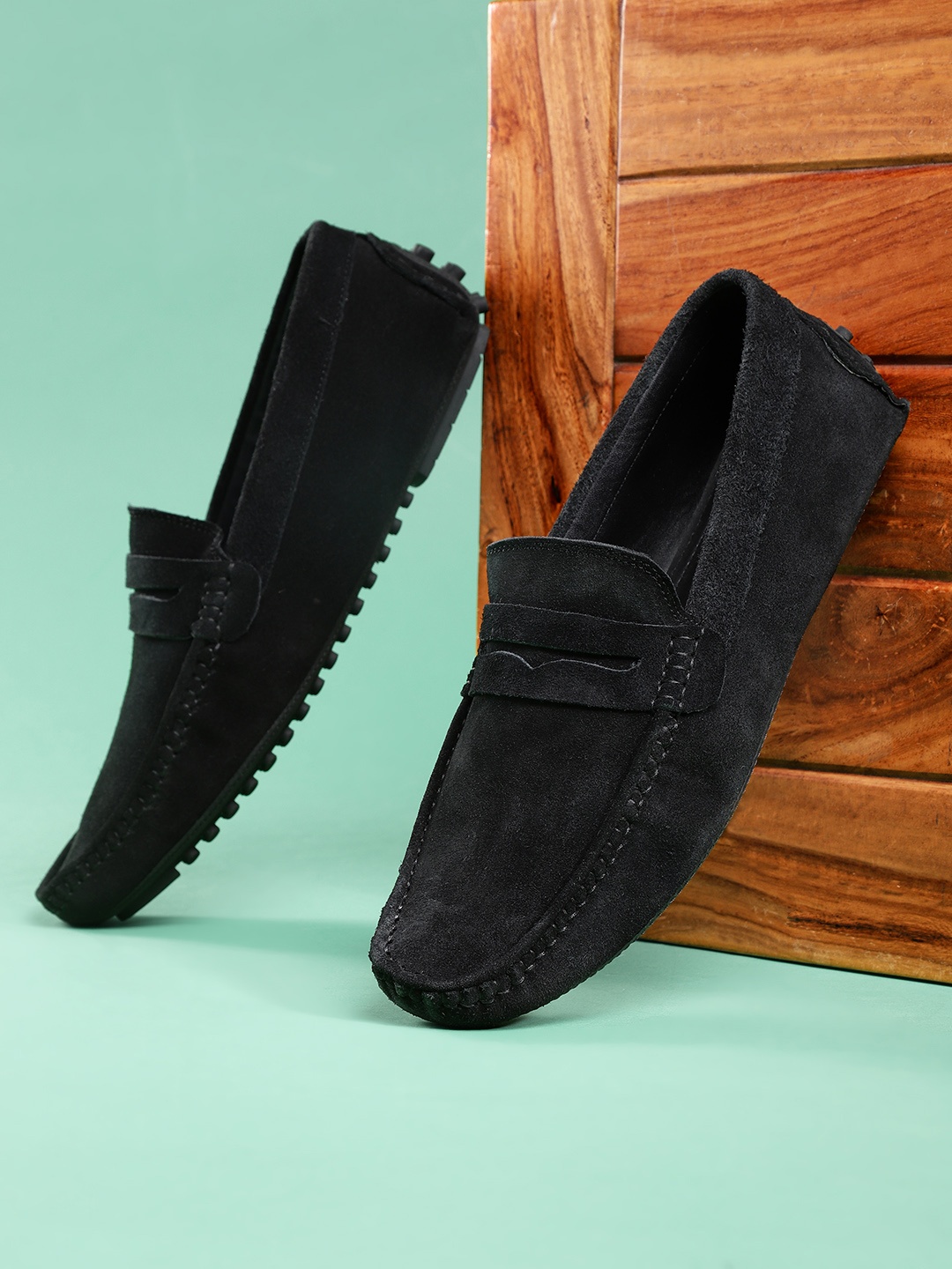 

Mast & Harbour Men Black Driving Shoes