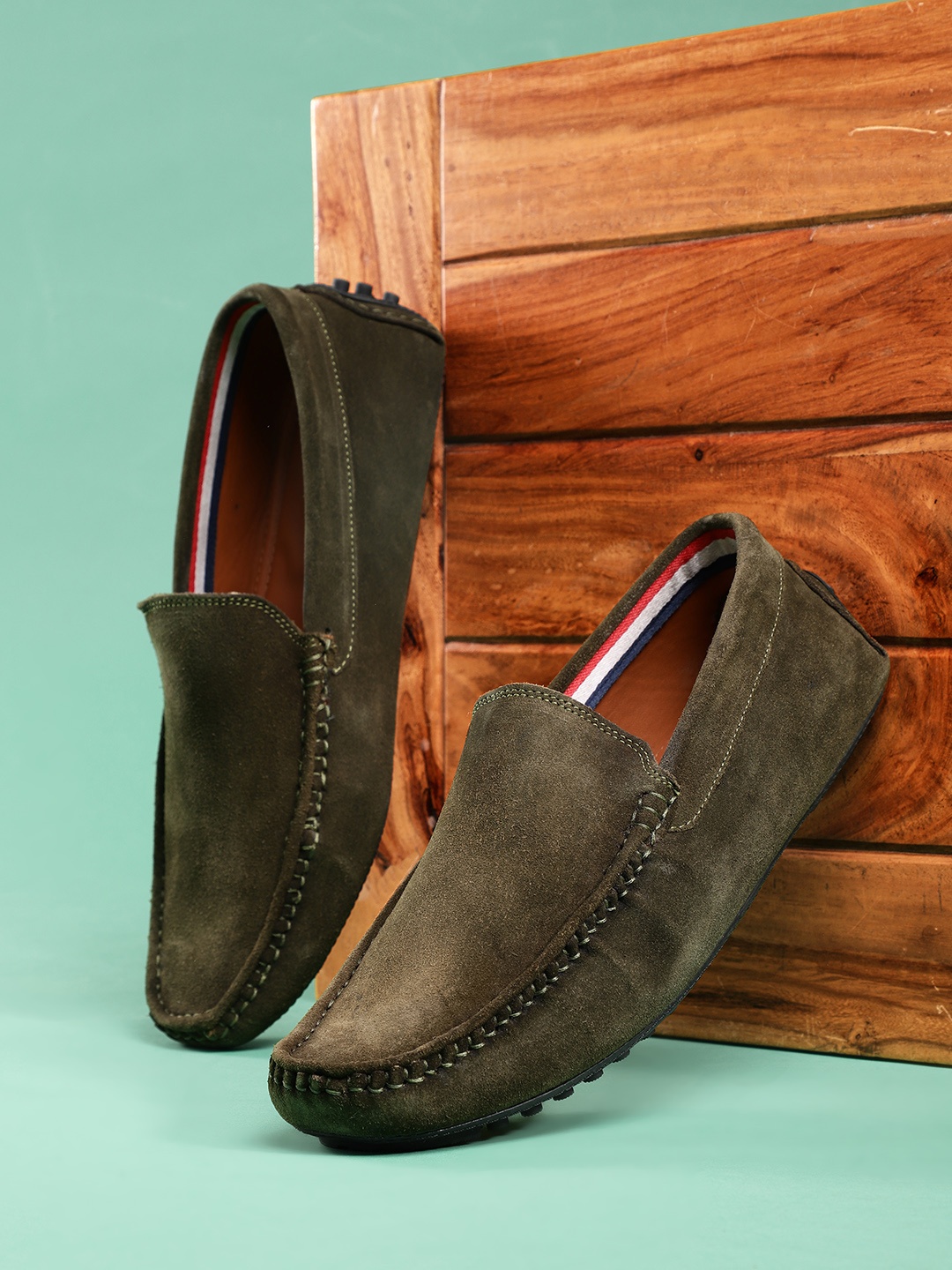 

Mast & Harbour Men Olive Green Driving Shoes