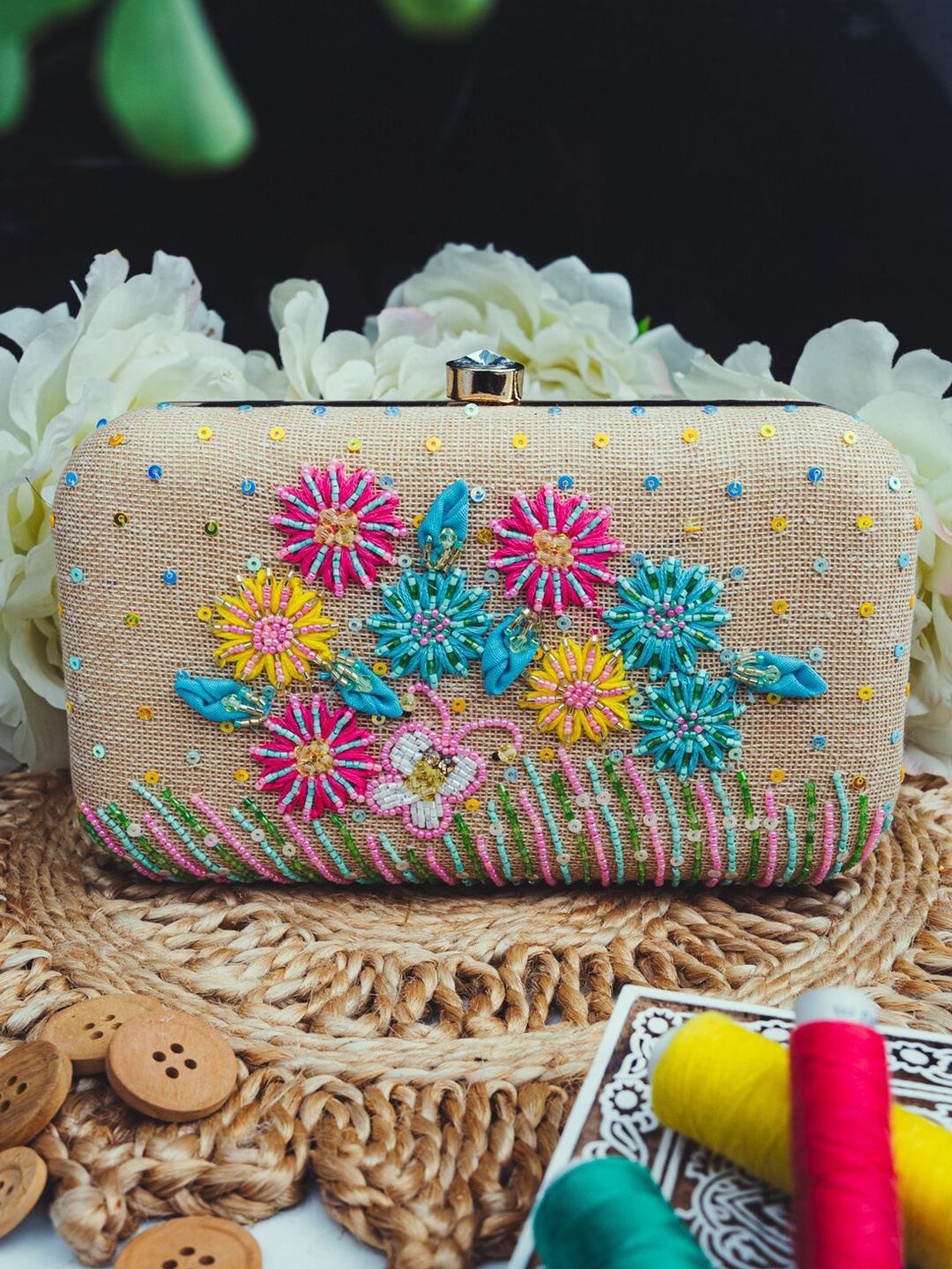 

NR By Nidhi Rathi Women Beige & Pink Hand Embroidered Box Clutch