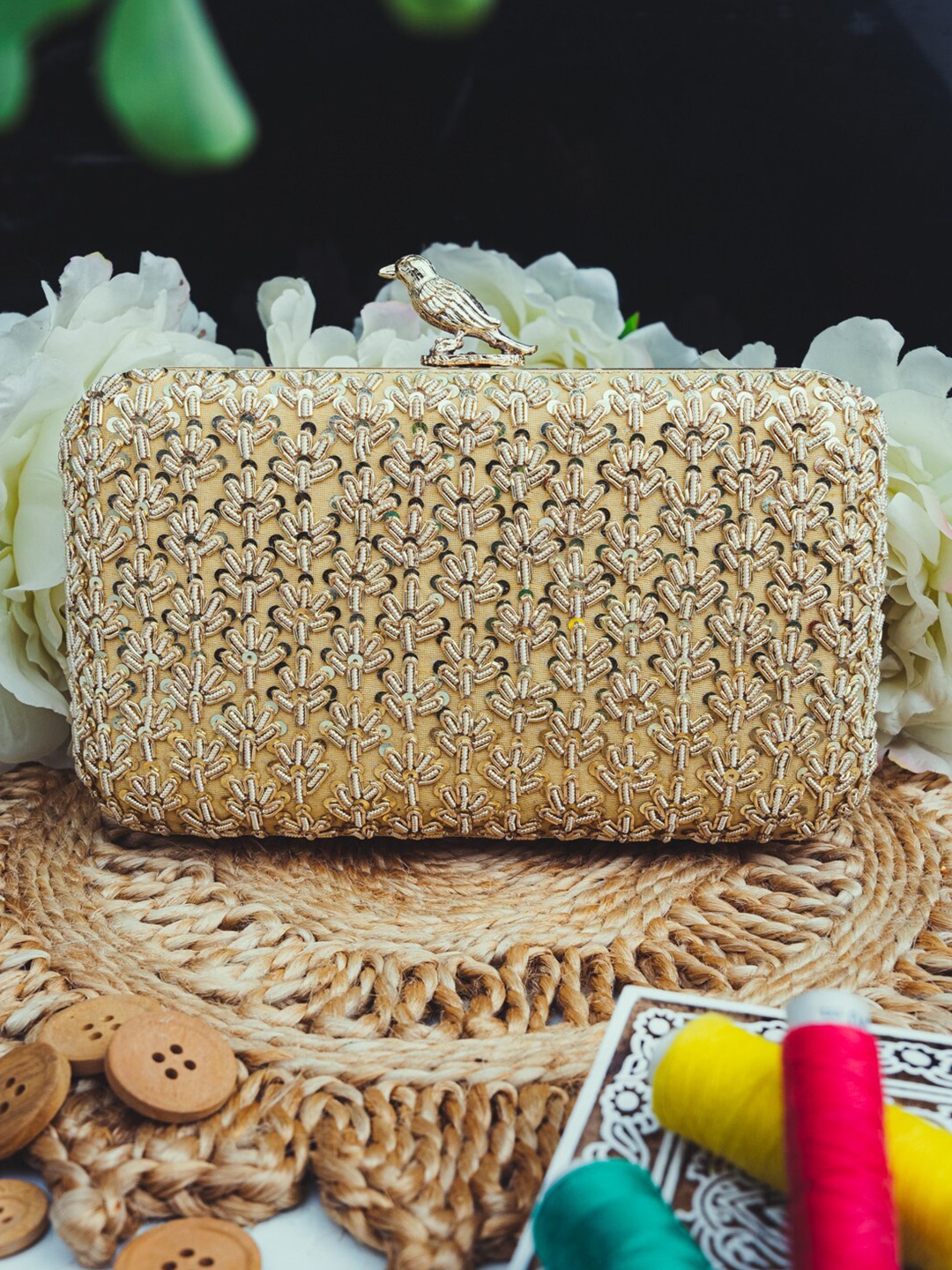 

NR By Nidhi Rathi Women Gold Embroidered Clutch