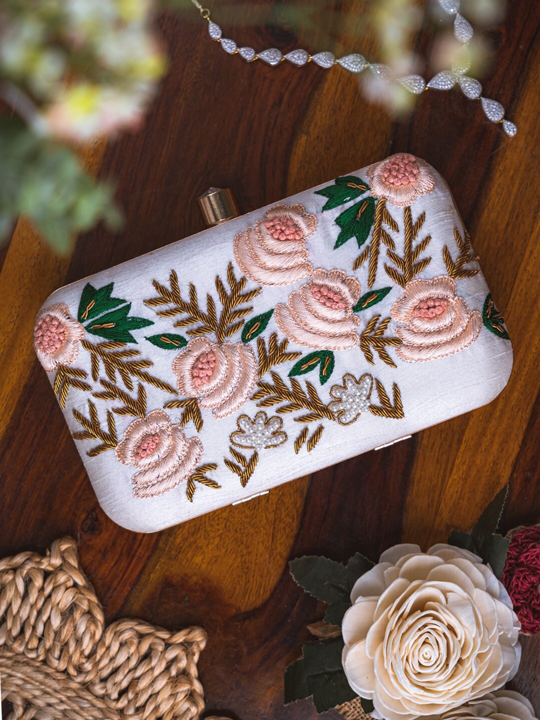 

NR By Nidhi Rathi Women White & Green Embroidered Clutch Bag