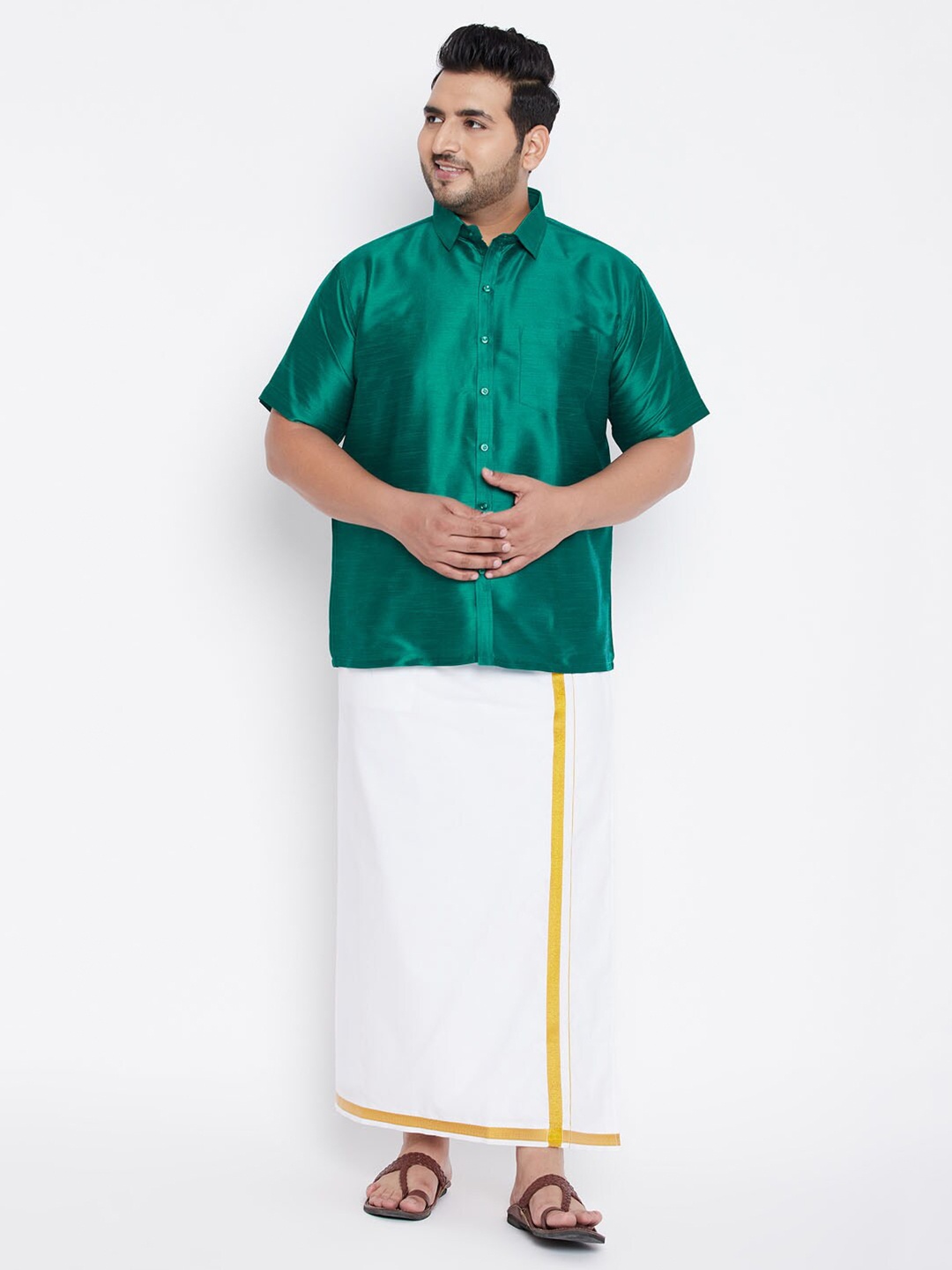 

VASTRAMAY Men Green & White Shirt with Dhoti