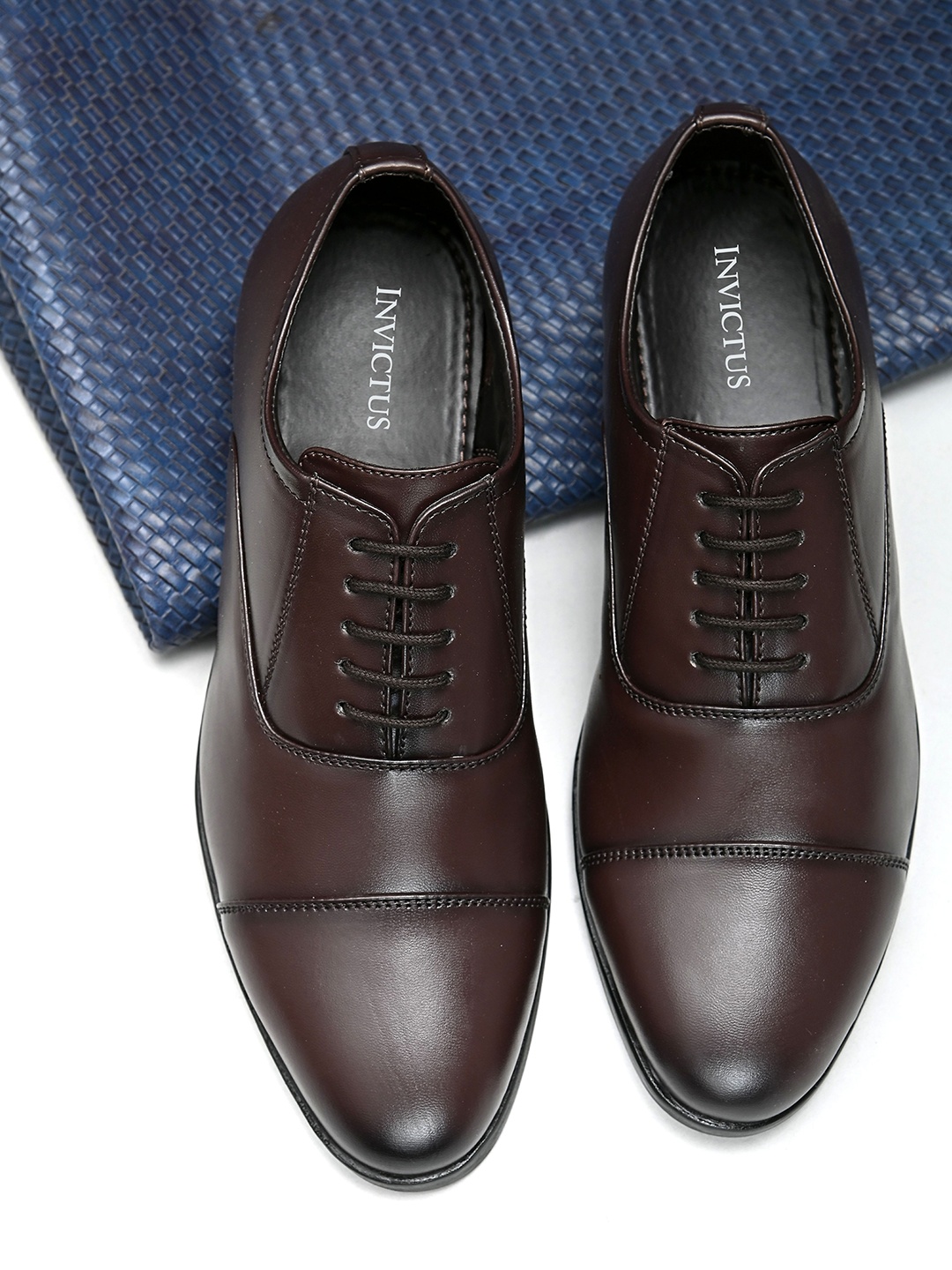 

INVICTUS Men Brown Formal Oxford Shoes