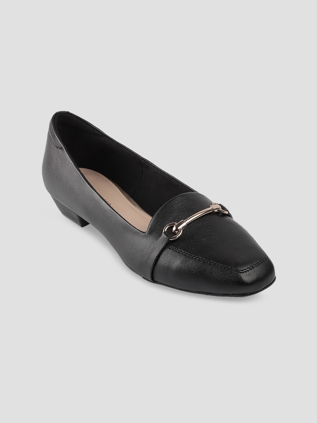 

LEMON & PEPPER Women Black Embellished PU Block Pumps