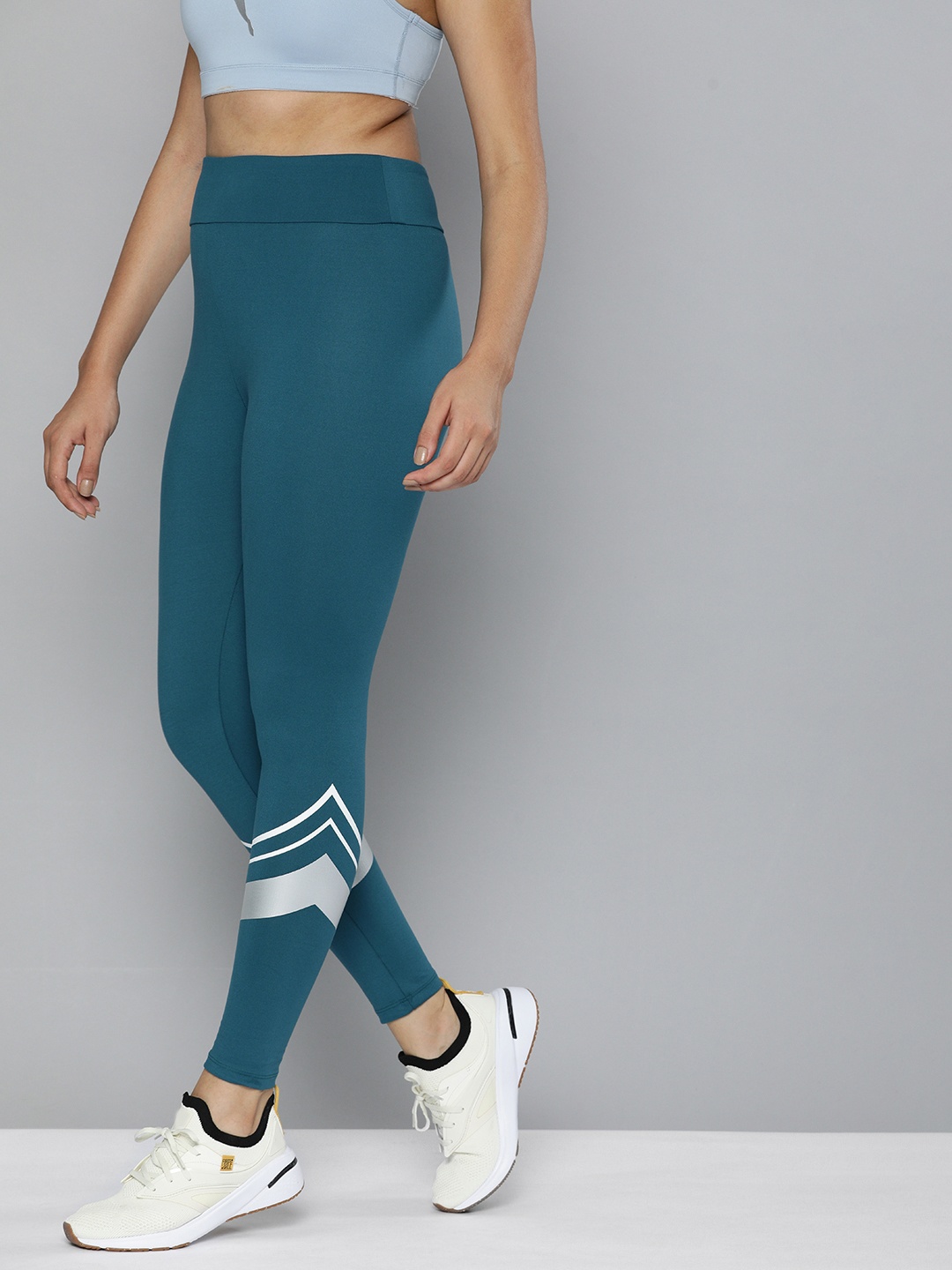 

HRX By Hrithik Roshan Women Teal Blue Skinny Fit Graphic Rapid-Dry Running Tights