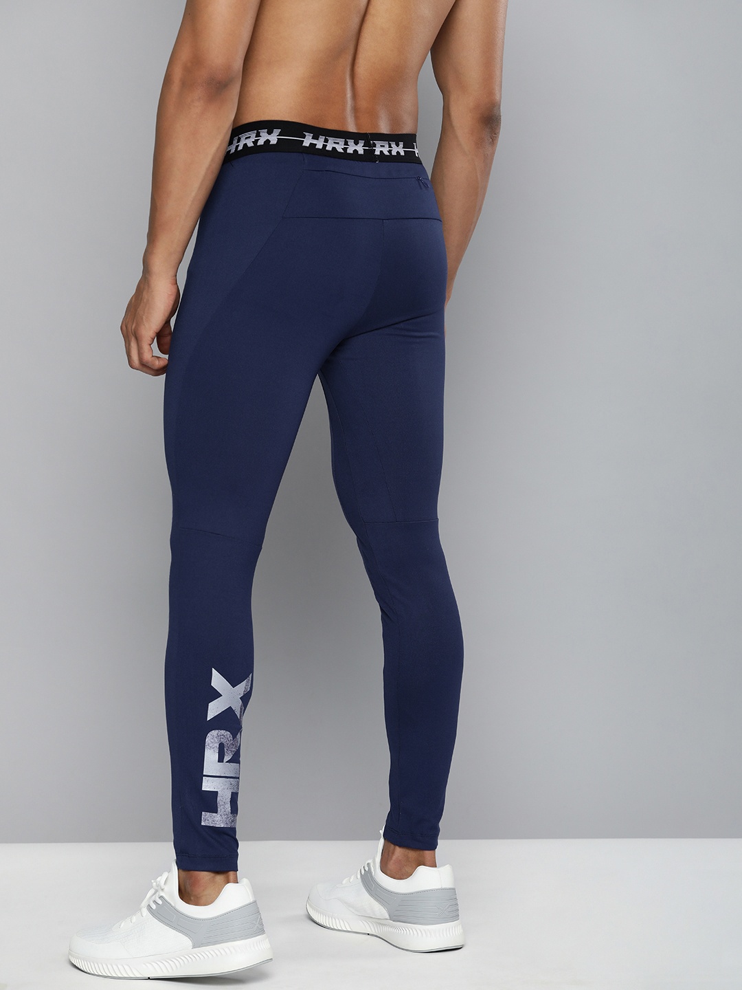 

HRX By Hrithik Roshan Men Estate Blue Solid Rapid-Dry Running Tights