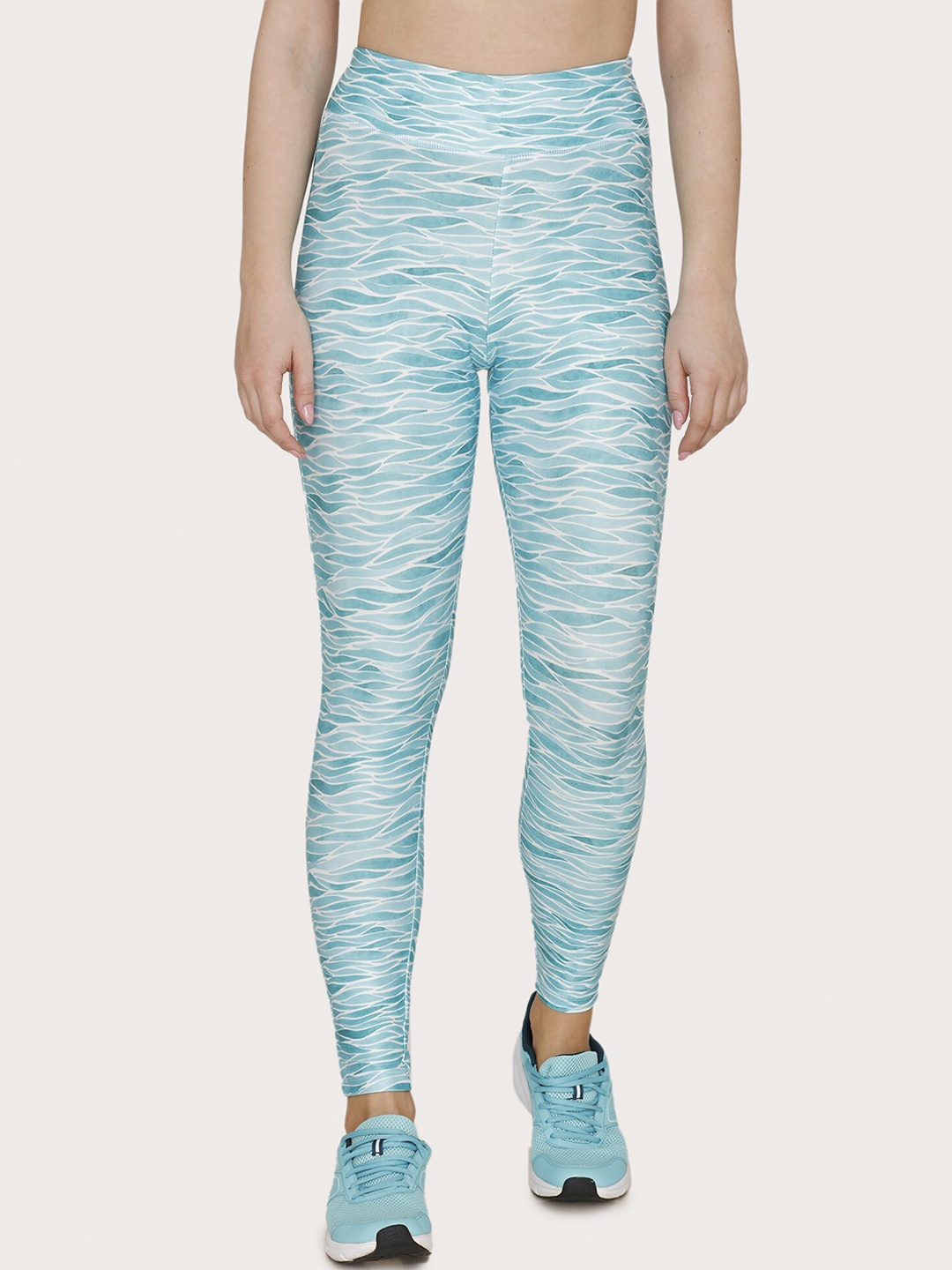 

Zelocity by Zivame Women Green & White Printed Tights