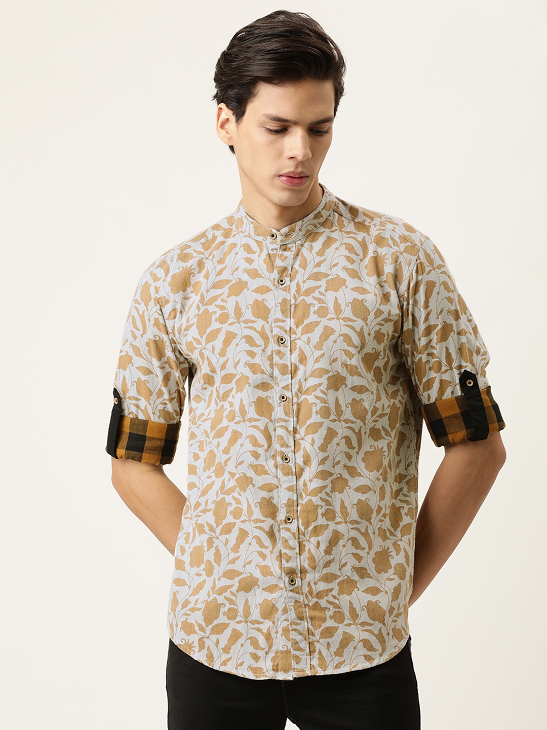 

IVOC Men White Slim Fit Floral Opaque Printed Casual Shirt