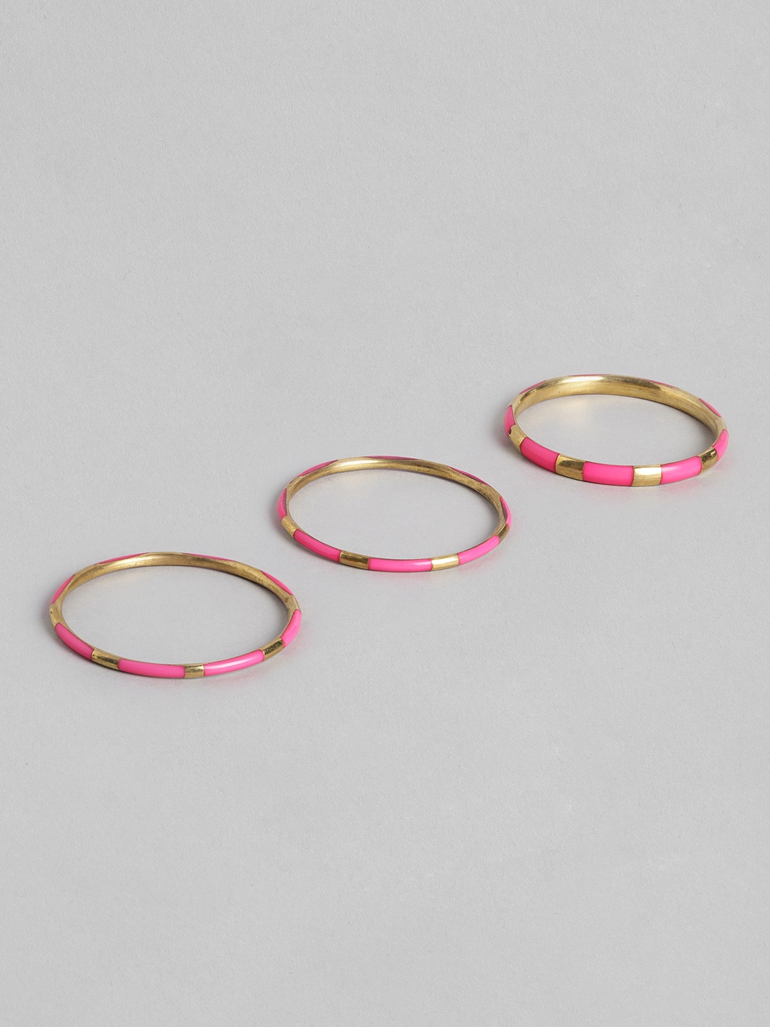 

RICHEERA Women Pink & Gold-Toned Ring Bracelet