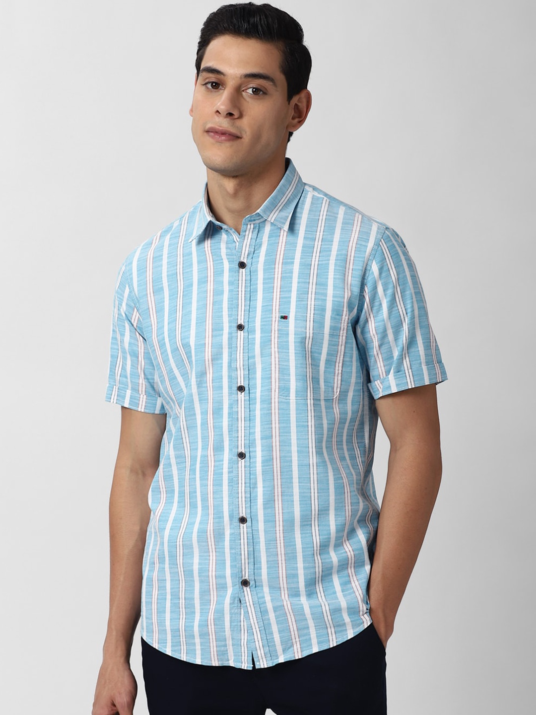 

Peter England Casuals Men Blue Slim Fit Opaque Striped Cotton Casual Shirt