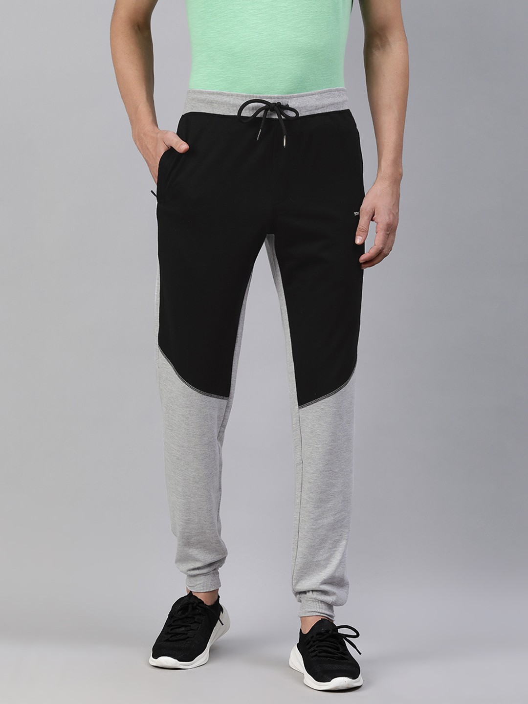 

TOM BURG Men Black & Grey Colourblocked Sports Track Pants