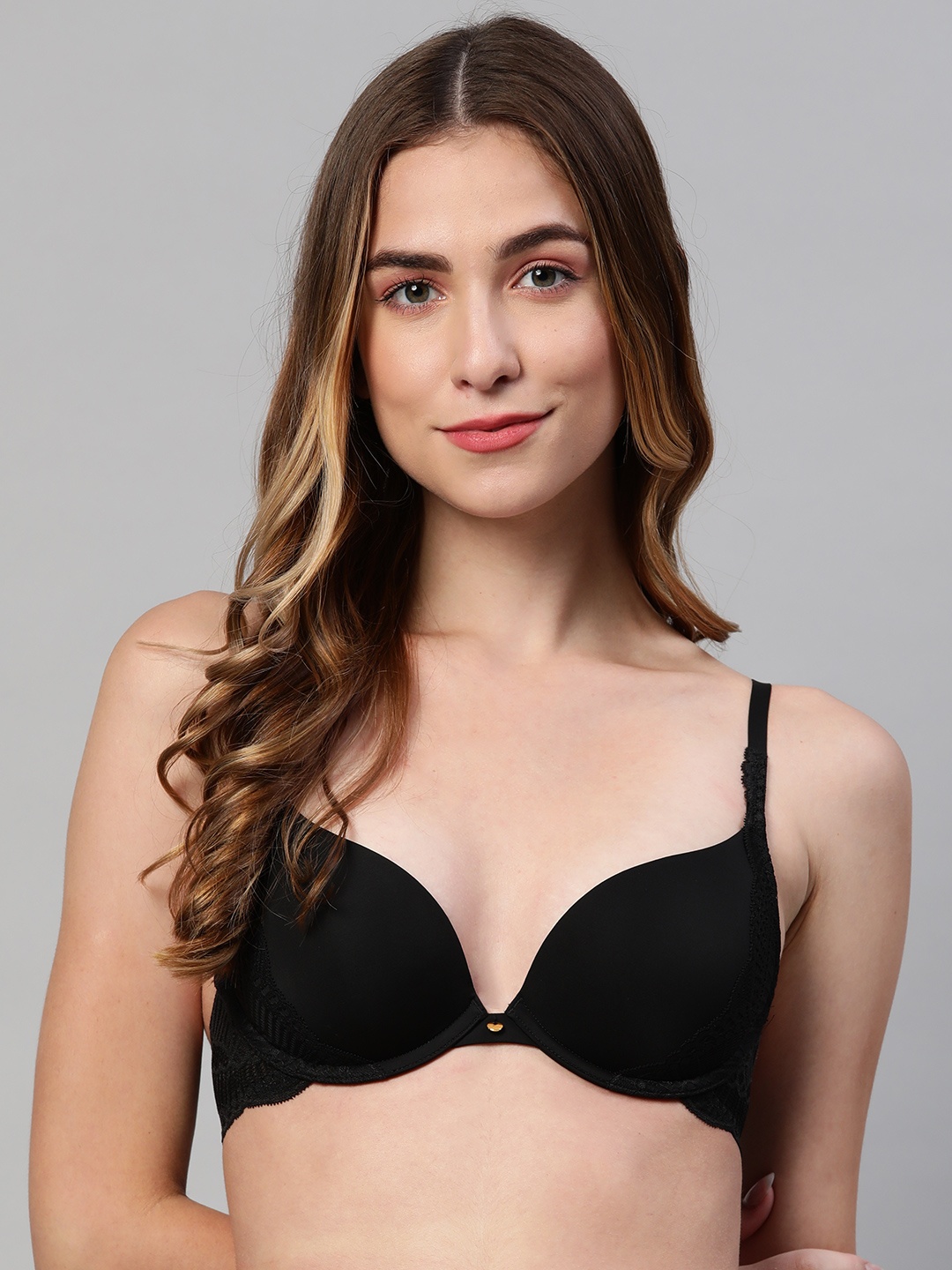 

Marks & Spencer Black Solid T-shirt Bra - Underwired Lightly Padded