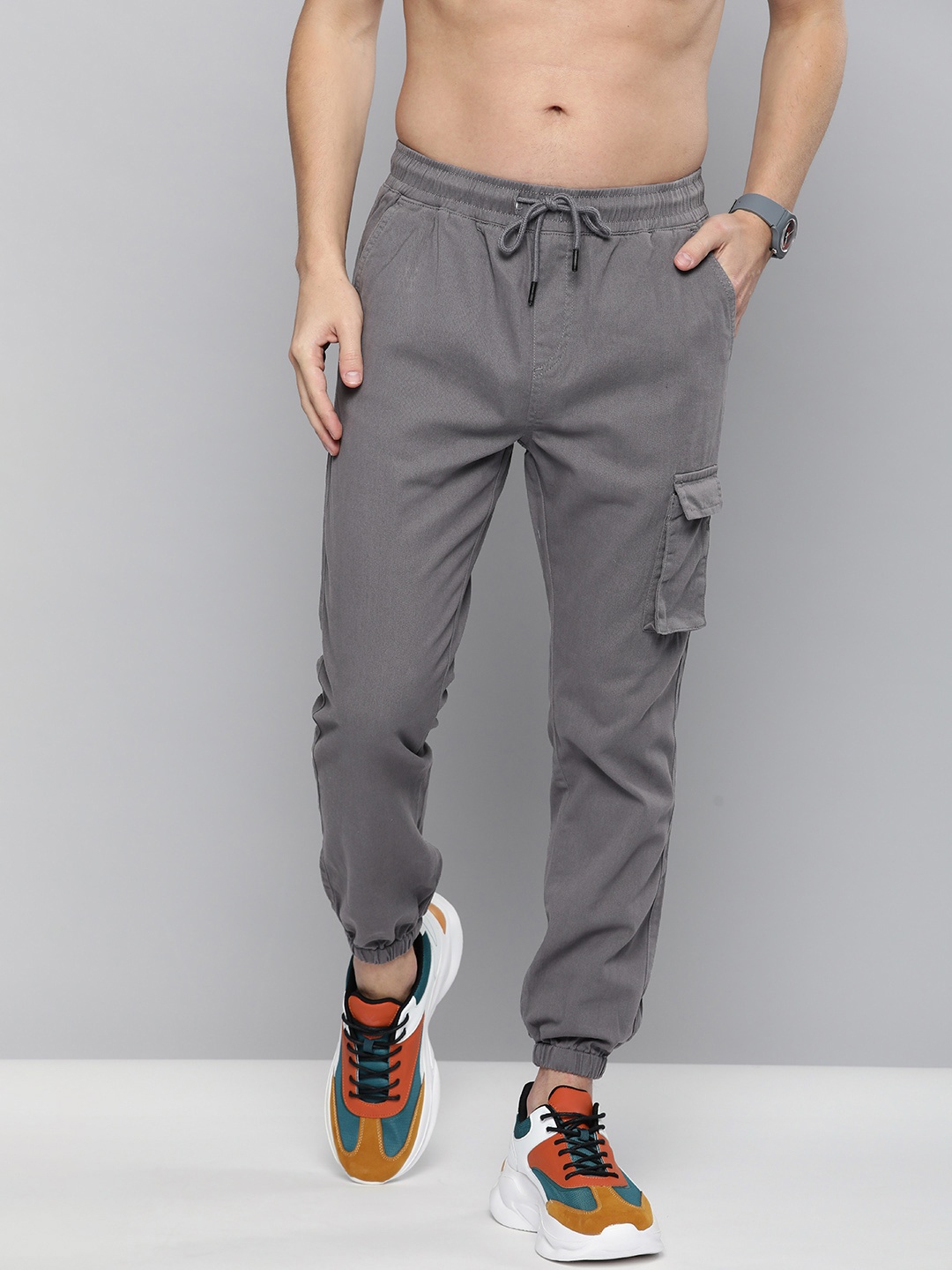

HERE&NOW Men Grey Solid Cargo Jogger