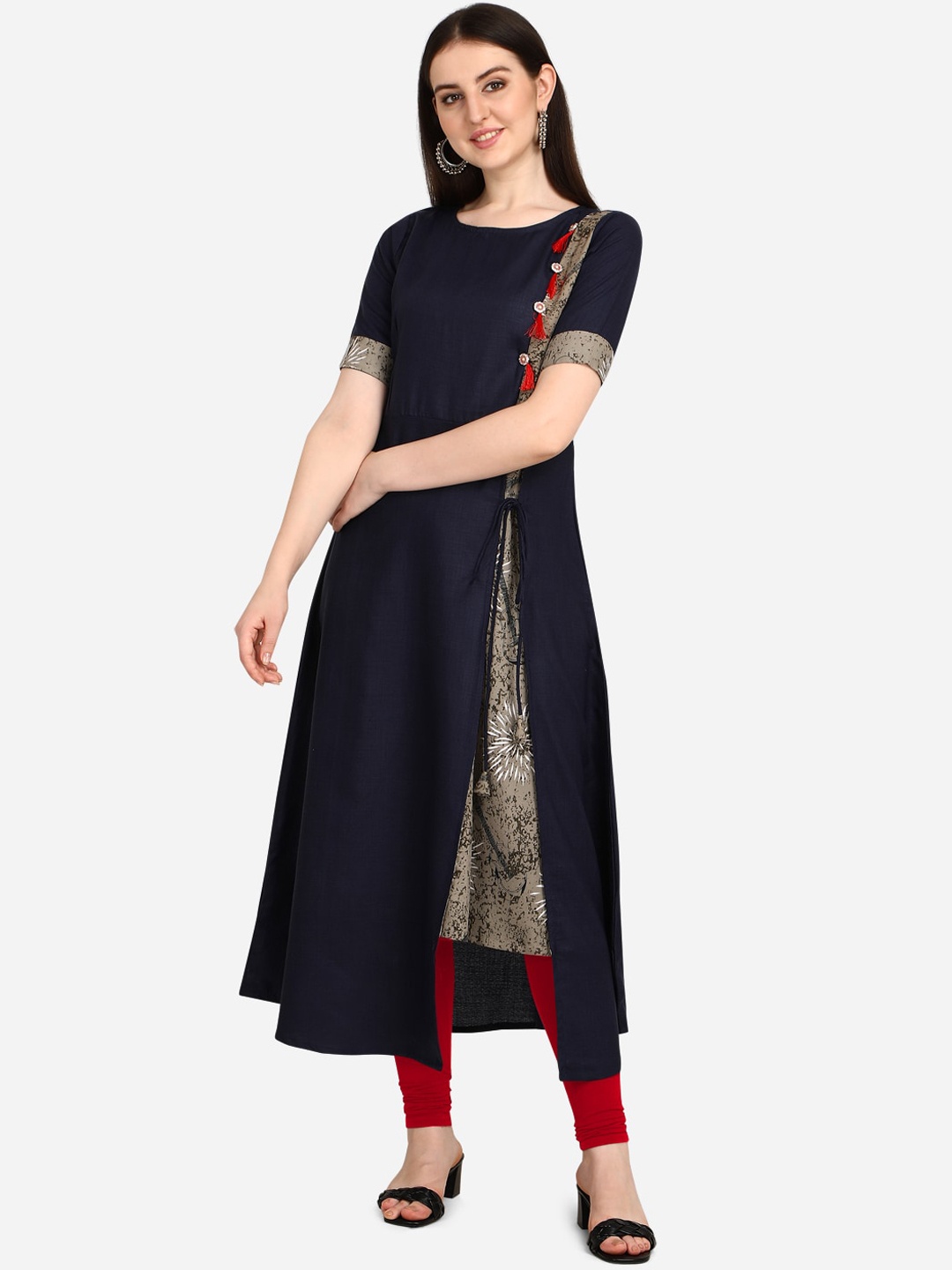 

OM SAI LATEST CREATION Women Navy Blue Thread Work Kurta