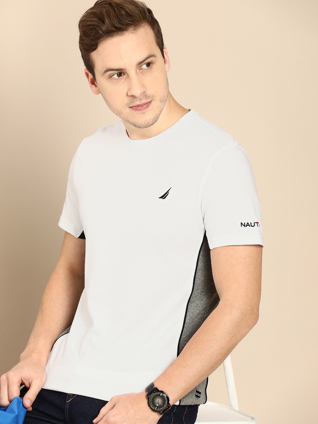 

Nautica Men White Striped Detail Pure Cotton T-shirt