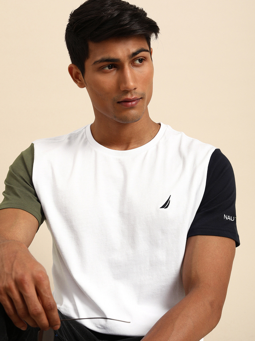 

Nautica Men Multicoloured Colourblocked T-shirt, Multi