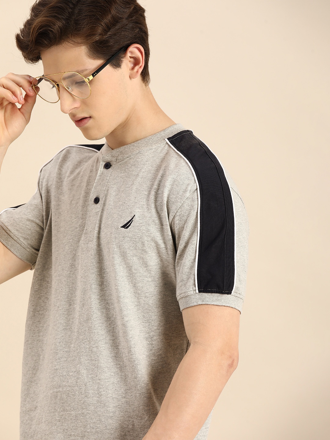 

Nautica Men Grey Melange Mandarin Collar T-shirt