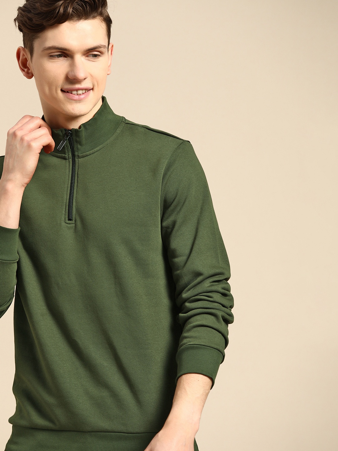 

United Colors of Benetton Men Olive Green Solid Sweatshirt