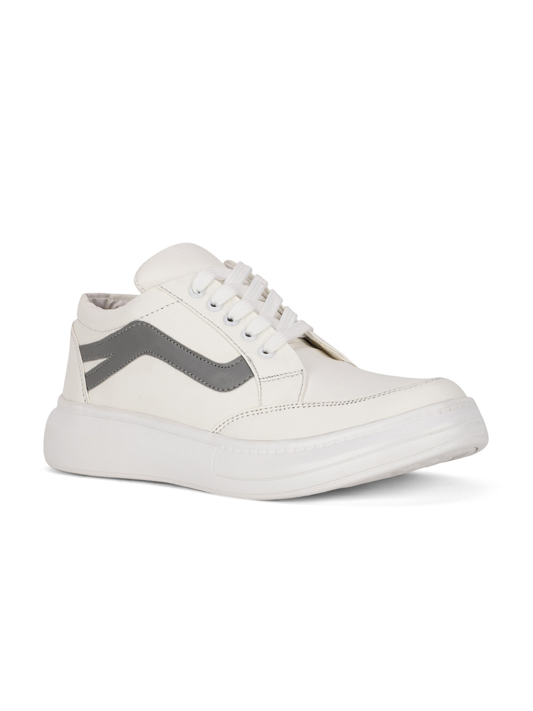 

Bruno Manetti Men Grey PU Sneakers