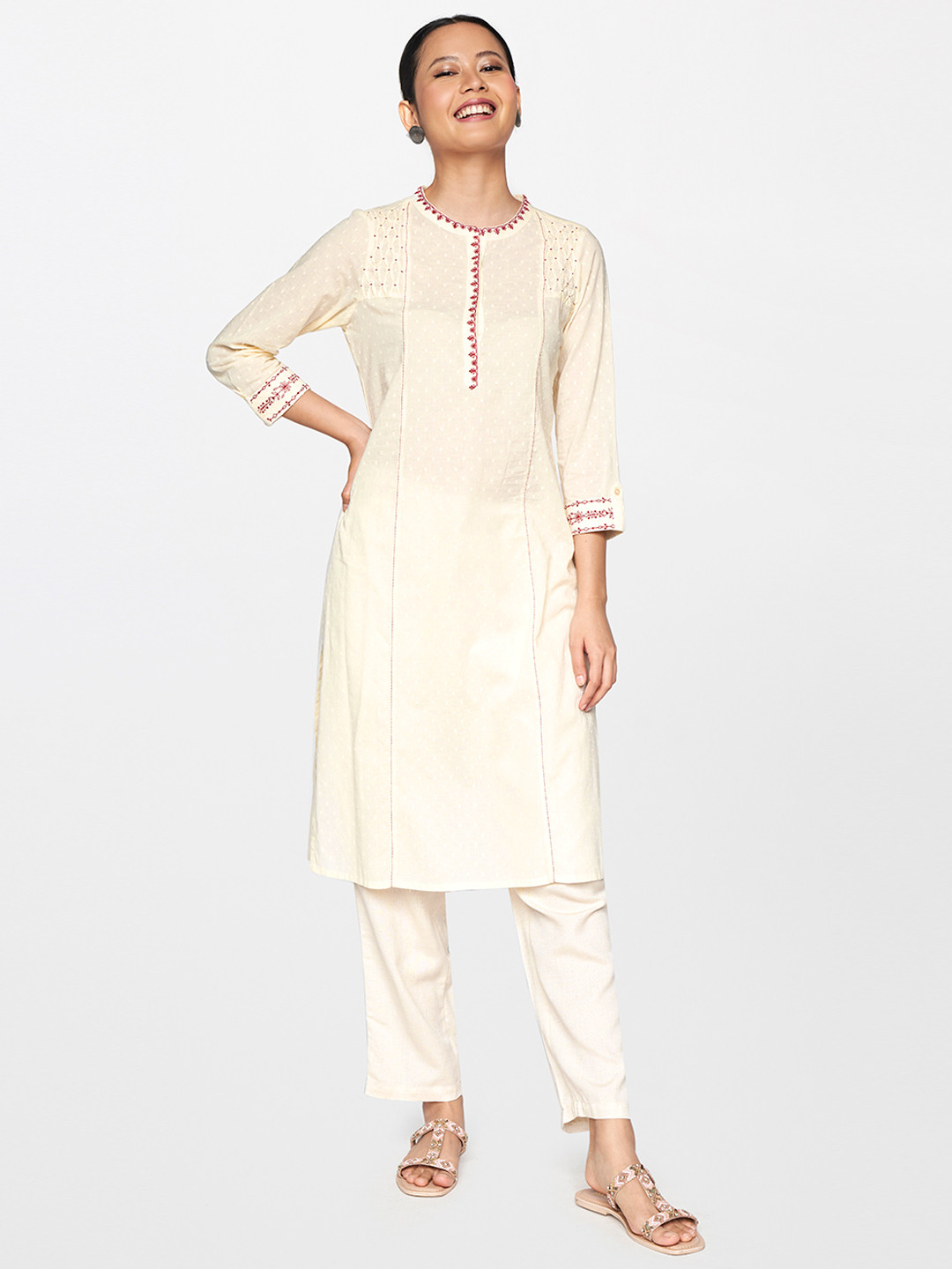

Global Desi Women Beige Ethnic Motifs Printed Thread Work Kurta