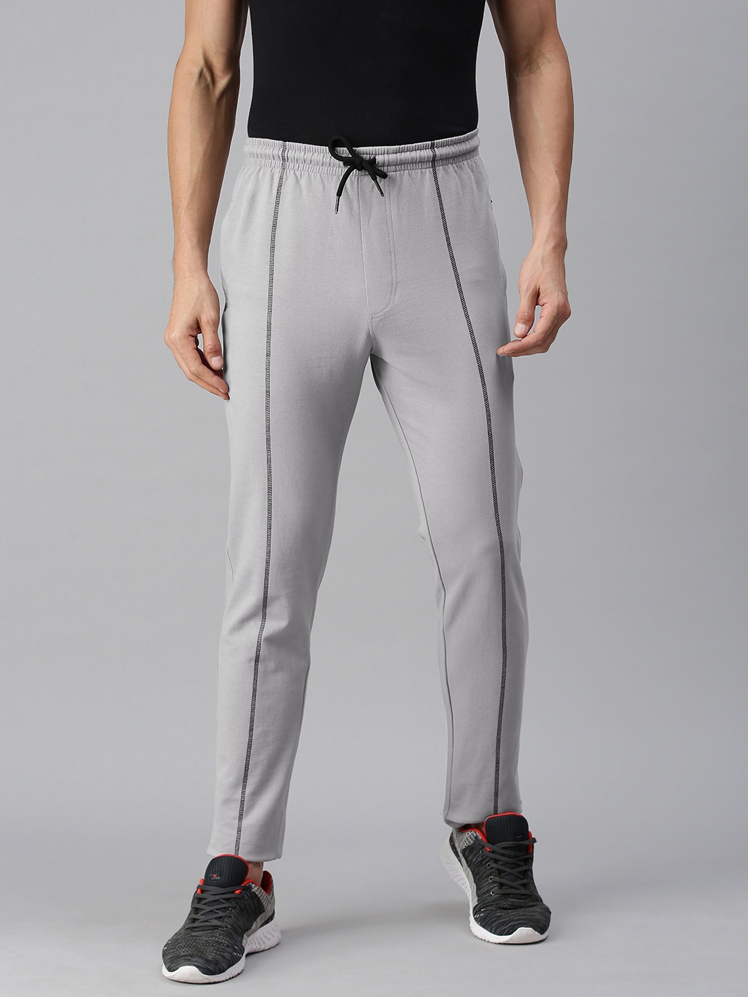 

TOM BURG Men Grey Solid Joggers