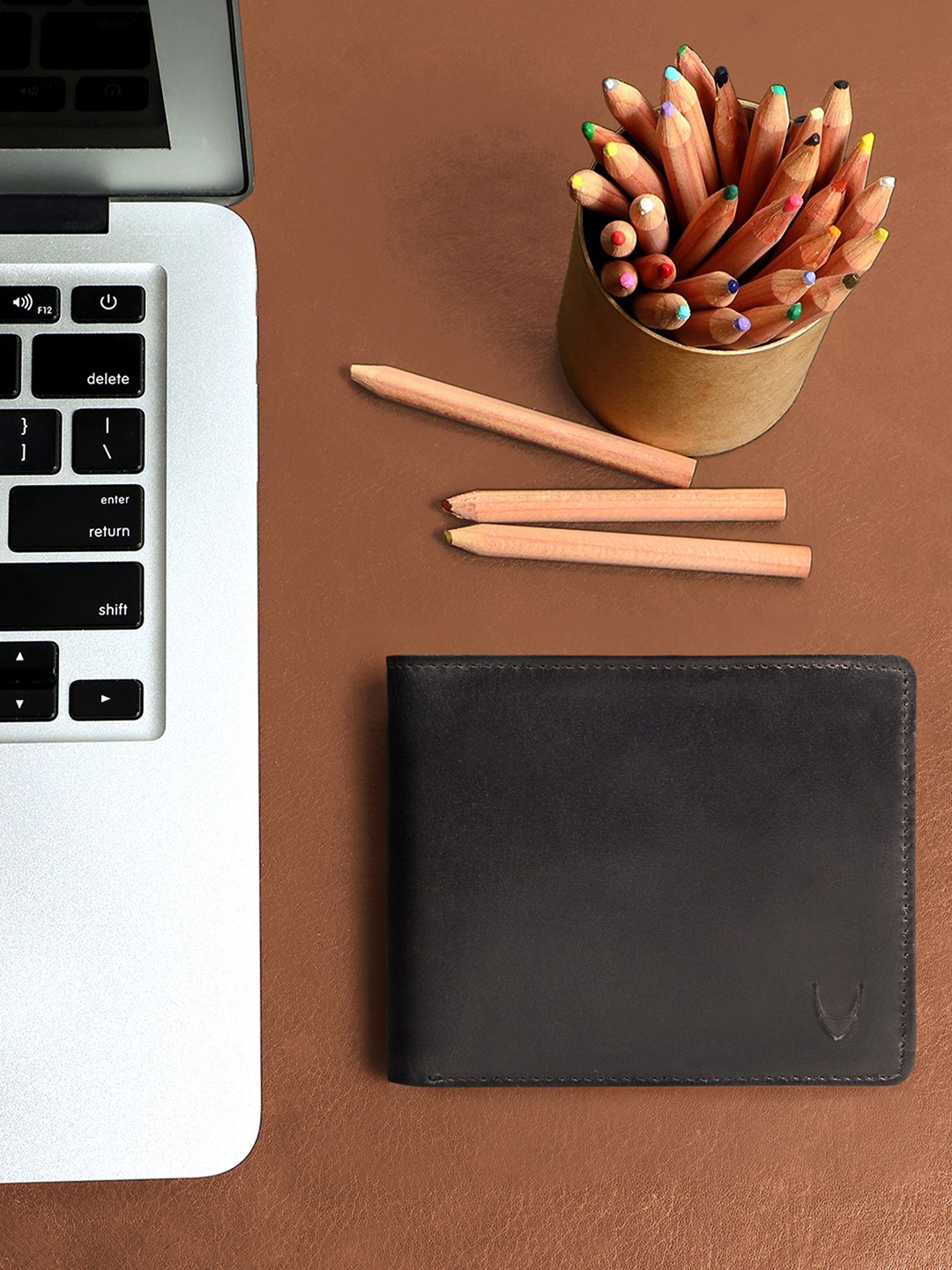 

Hidesign Men Black & Grey Leather Two Fold Wallet