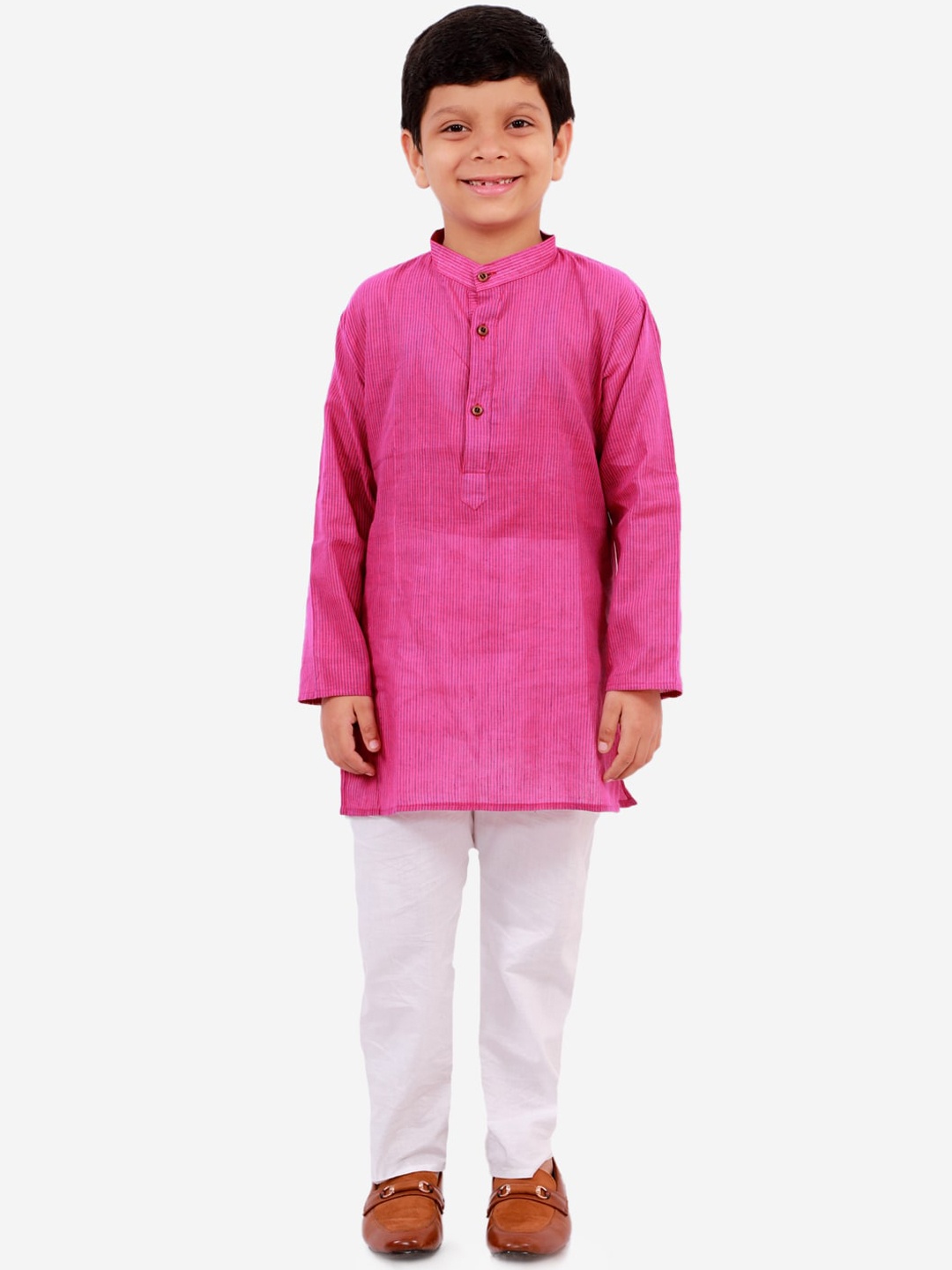 

Superminis Boys Magenta Regular Pure Cotton Kurta with Pyjamas