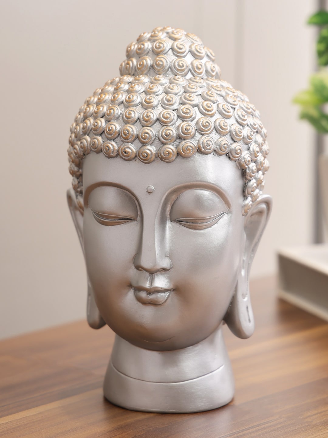 

Living Essence Silver-Toned & Gold-Toned Polyresin Buddha Face Showpiece