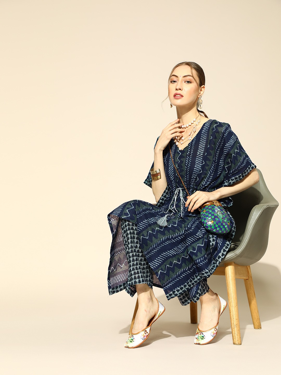 

AHIKA Women Blue Striped Regular Pure Cotton Kurta with Palazzos