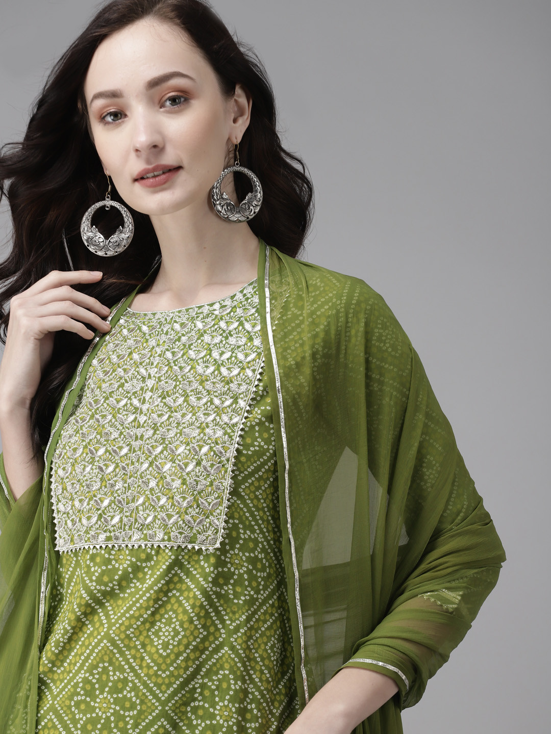 

Indo Era Women Green Bandhani Embroidered Regular Kurta with Trousers & With Dupatta
