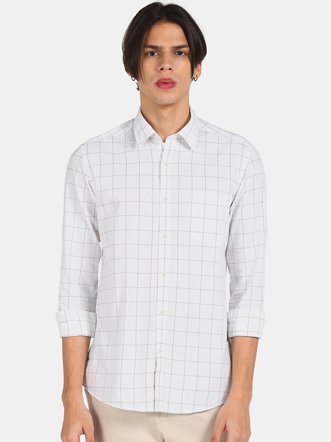 

Arrow Sport Men White & Black Windowpane Checks Opaque Checked Pure Cotton Casual Shirt