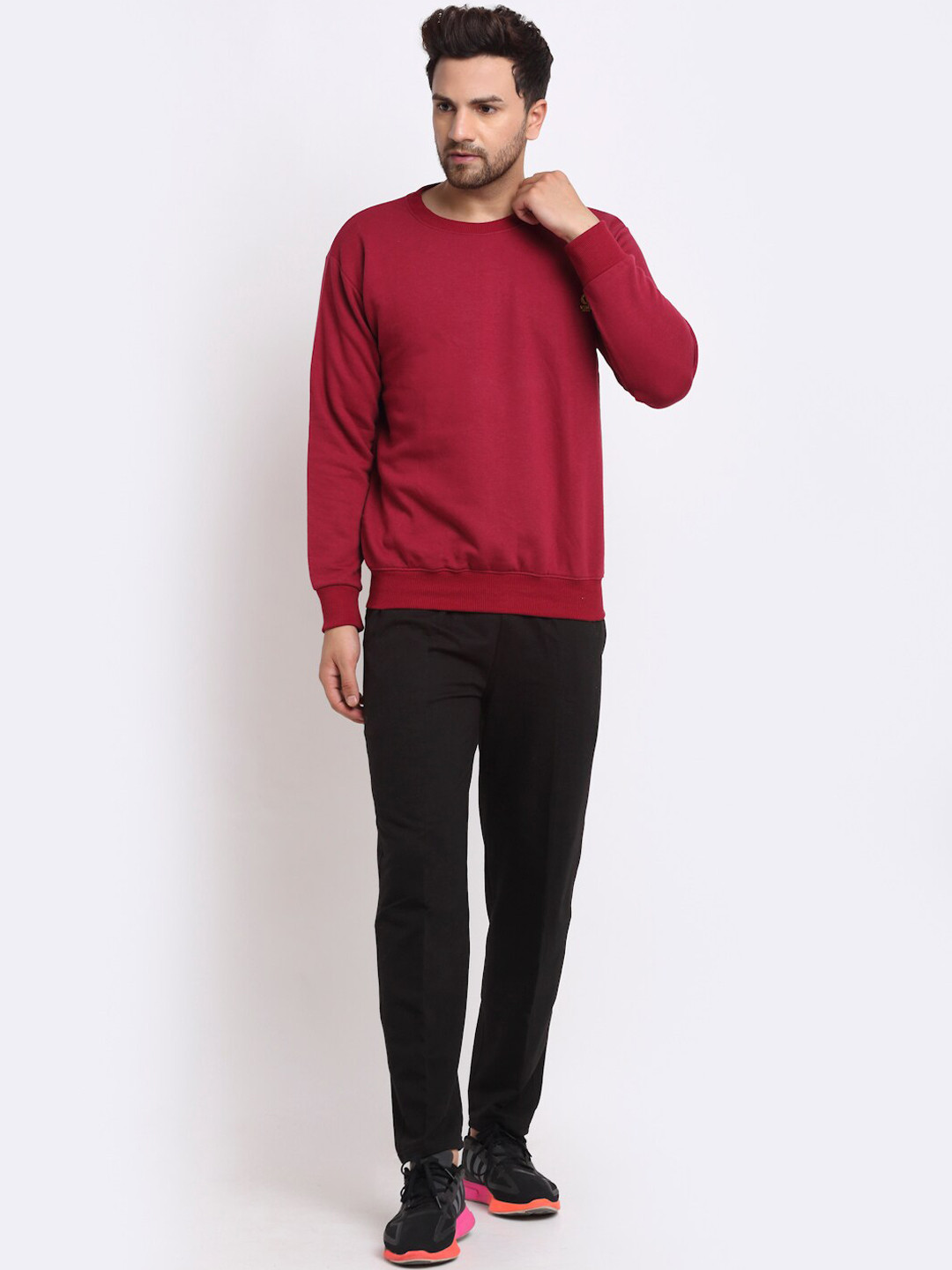 

VIMAL JONNEY Men Maroon & Black Solid Tracksuit